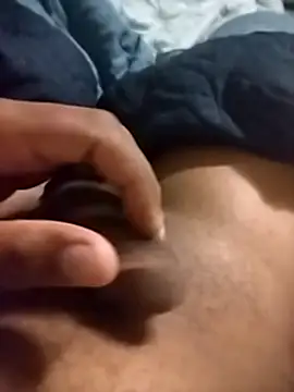 Snapshot of Leratolalebo chatting on February 22, 2025, 7:58 pm Leratolalebo online show from February 22, 2025, 7:58 pm