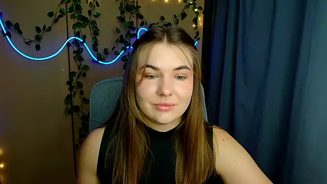 Snapshot of Glory_air chatting on February 25, 2026, 8:02 am Glory air online show from February 25, 2026, 8:02 am