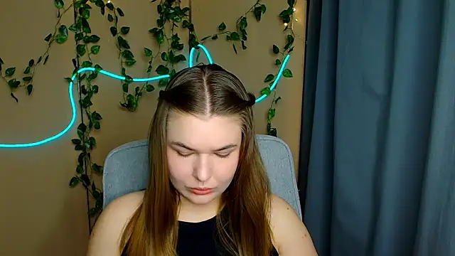 Snapshot of Glory_air chatting on March 4, 2026, 6:52 am Glory air online show from March 4, 2026, 6:52 am