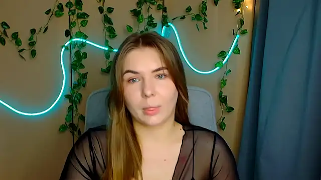 Snapshot of Glory_air chatting on March 6, 2026, 6:43 am Glory air online show from March 6, 2026, 6:43 am