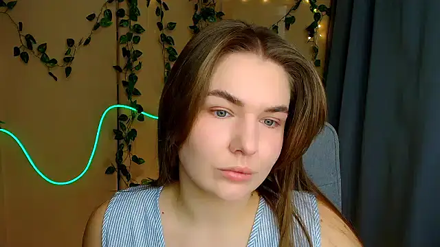 Snapshot of Glory_air chatting on March 11, 2026, 8:31 am Glory air online show from March 11, 2026, 8:31 am