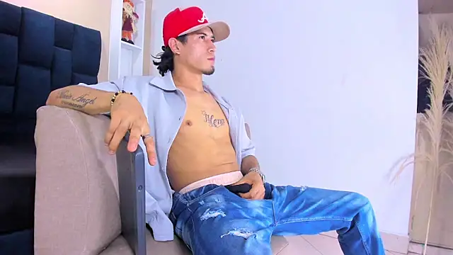 Jhonn Rhyss online show from November 30, 2025, 7:40 pm