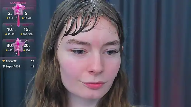 Snapshot of EvaSelin chatting on February 7, 2025, 9:05 am EvaSelin online show from February 7, 2025, 9:05 am