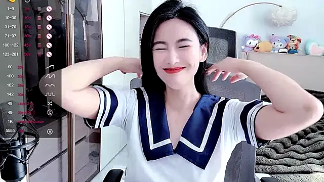 FeiFei-babe online show from February 25, 2025, 5:08 am