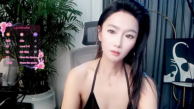 Snapshot of FeiFei-babe chatting on November 19, 2025, 8:25 am FeiFei-babe online show from November 19, 2025, 8:25 am