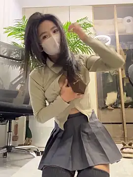 Snapshot of FeiFei-babe chatting on December 22, 2025, 10:12 am FeiFei-babe online show from December 22, 2025, 10:12 am