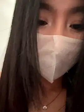 Snapshot of FeiFei-babe chatting on May 13, 2026, 10:23 am FeiFei-babe online show from May 13, 2026, 10:23 am