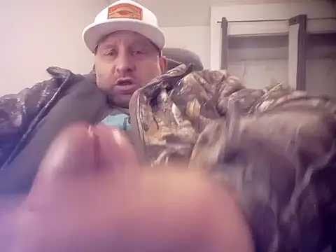 poundyouout69 online show from January 24, 2025, 8:43 pm