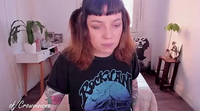 sophia goth online show from January 12, 2025, 10:33 pm