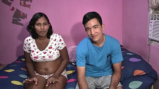 Snapshot of Sweetiefoxxx chatting on October 7, 2025, 6:38 pm Sweetiefoxxx online show from October 7, 2025, 6:38 pm