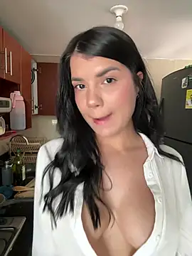 emma lopes online show from July 22, 2026, 6:11 pm