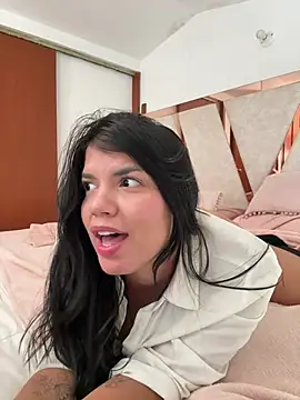 emma lopes online show from July 23, 2026, 1:58 am