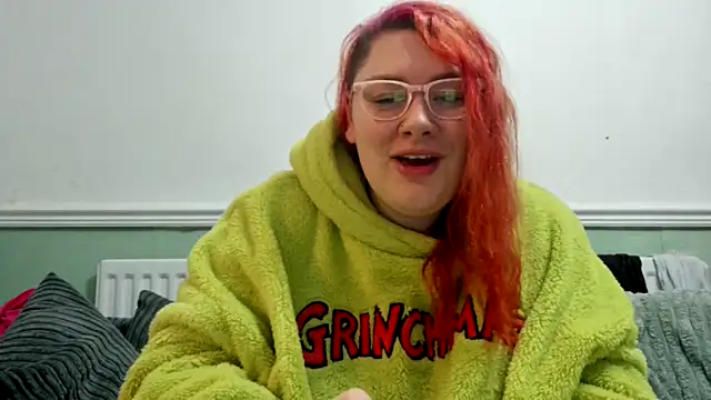 Snapshot of Bustycurves chatting on December 23, 2024, 9:08 pm Bustycurves online show from December 23, 2024, 9:08 pm