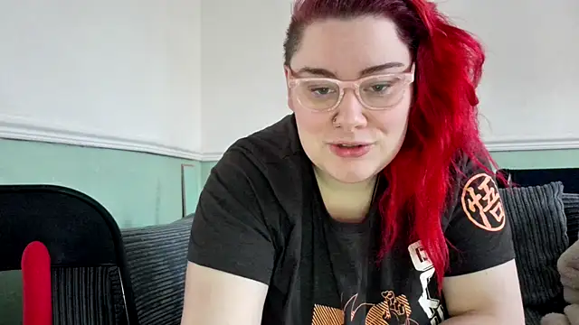 Snapshot of Bustycurves chatting on January 24, 2025, 11:15 am Bustycurves online show from January 24, 2025, 11:15 am