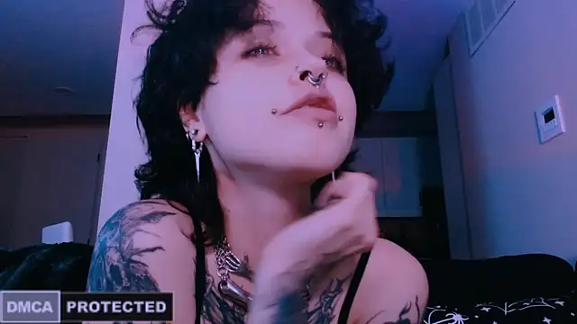 NaughtyLittleFox online show from February 27, 2026, 4:45 am