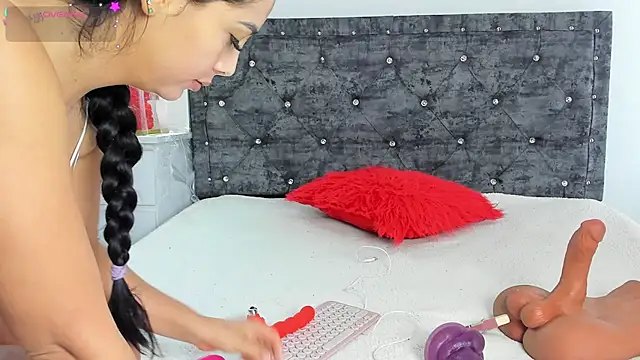 anastasia danger online show from December 12, 2024, 1:06 pm