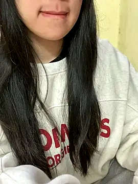 minmin2kk5 online show from November 26, 2025, 4:30 pm