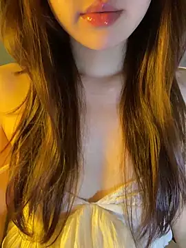 minmin2kk5 online show from April 29, 2026, 1:53 am