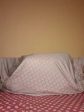 Snapshot of Freya_004 chatting on October 4, 2025, 1:53 pm Freya 004 online show from October 4, 2025, 1:53 pm