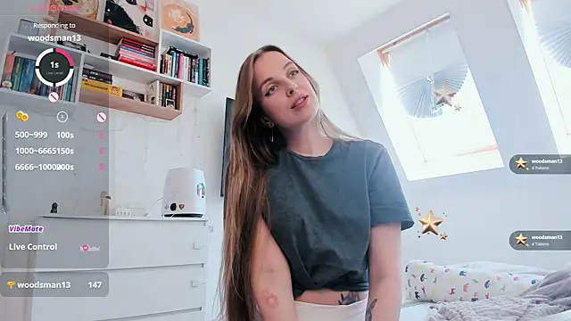Snapshot of violet_blue_eyes chatting on April 20, 2026, 12:52 pm violet blue eyes online show from April 20, 2026, 12:52 pm