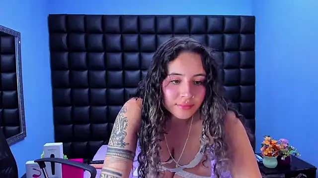 celeste blue69 online show from February 6, 2026, 3:33 am