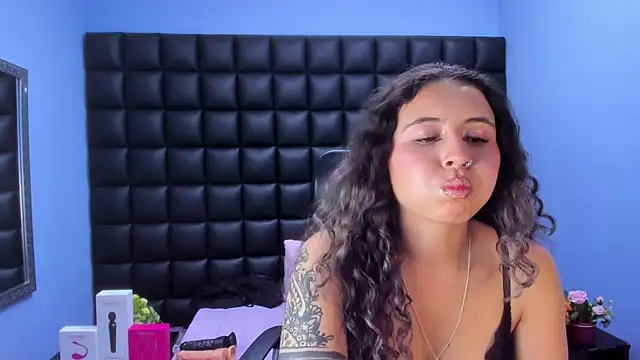 celeste blue69 online show from February 10, 2026, 4:05 am