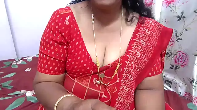 Snapshot of Janavi-janu chatting on February 6, 2025, 7:02 am Janavi-janu online show from February 6, 2025, 7:02 am