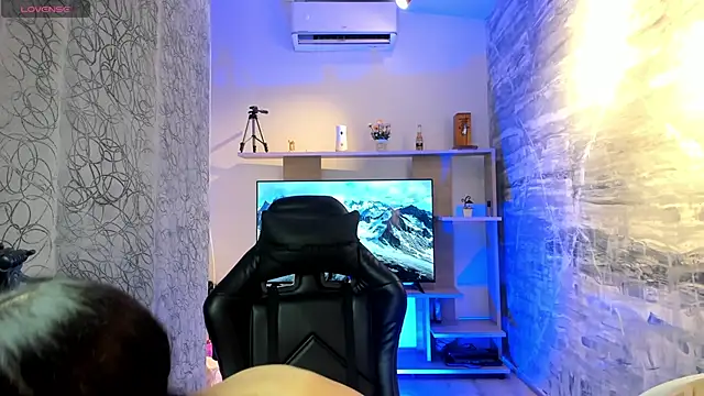 saracaball  online show from February 22, 2026, 4:57 am