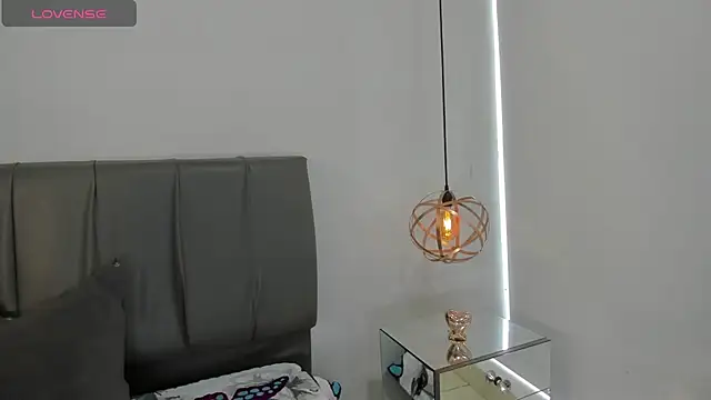 Snapshot of Cherllynn chatting on October 17, 2025, 4:20 pm Cherllynn online show from October 17, 2025, 4:20 pm