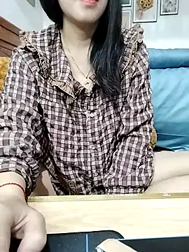 cream1299 online show from February 16, 2025, 9:27 pm