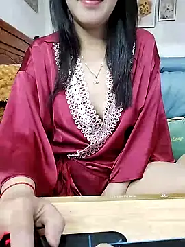 cream1299 online show from March 19, 2025, 4:57 am