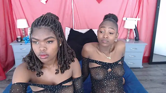 Nicole Colette  online show from February 28, 2025, 12:54 am