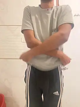 Snapshot of ALWAYSHORNYDADDY chatting on February 19, 2026, 8:27 pm ALWAYSHORNYDADDY online show from February 19, 2026, 8:27 pm