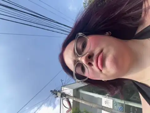 Chloee Evans1 online show from December 31, 2024, 5:40 pm