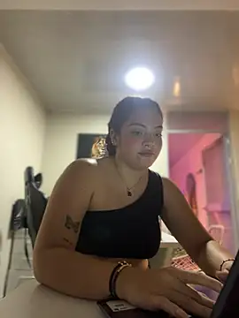 Chloee Evans1 online show from February 28, 2025, 1:15 am