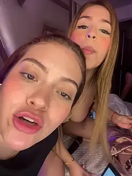 Chloee Evans1 online show from March 4, 2025, 7:01 pm