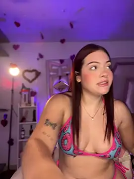 Chloee Evans1 online show from March 11, 2025, 10:09 pm