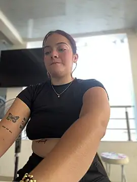 Chloee Evans1 online show from March 16, 2025, 6:12 pm