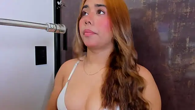 Snapshot of issie_cute chatting on March 18, 2026, 8:12 pm issie cute online show from March 18, 2026, 8:12 pm