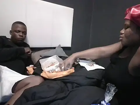 THEEBOSSTEE online show from October 1, 2025, 7:31 pm