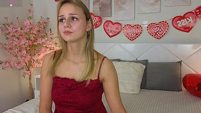 Snapshot of Wendy_D0ll chatting on February 16, 2025, 3:15 am Wendy D0ll online show from February 16, 2025, 3:15 am