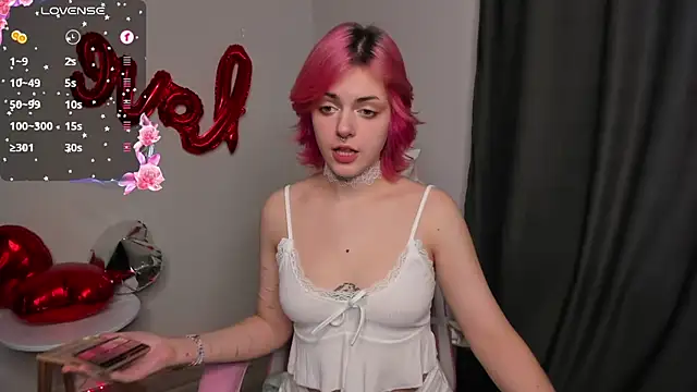 Roxy Wi online show from February 9, 2025, 8:22 am