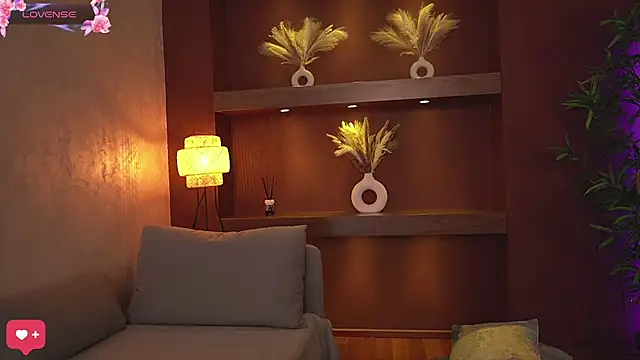 JustinneJade online show from March 11, 2025, 8:41 am