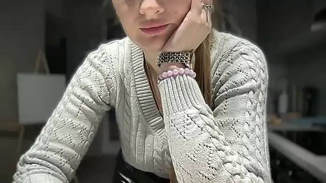 Snapshot of Viola_sweet chatting on January 23, 2025, 8:04 am Viola sweet online show from January 23, 2025, 8:04 am