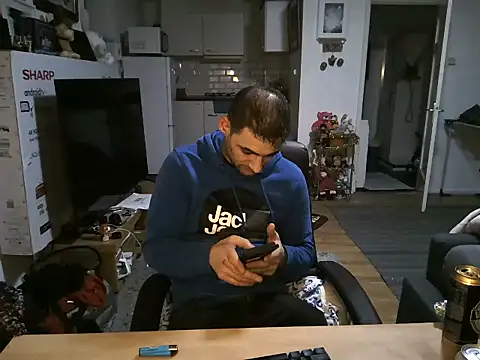 mihaimichael online show from November 8, 2025, 12:33 am