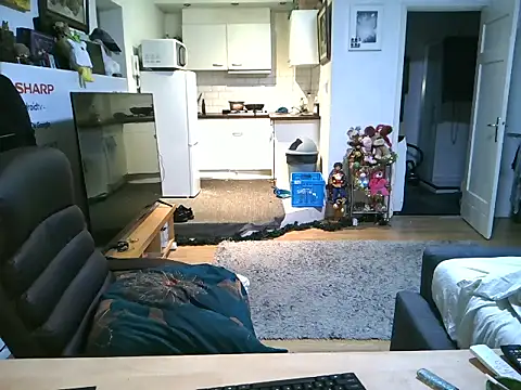 mihaimichael online show from January 7, 2026, 7:38 pm