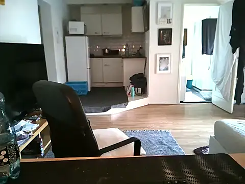 mihaimichael online show from June 23, 2026, 12:25 pm