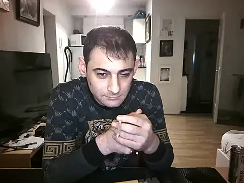 mihaimichael online show from July 6, 2026, 12:07 am