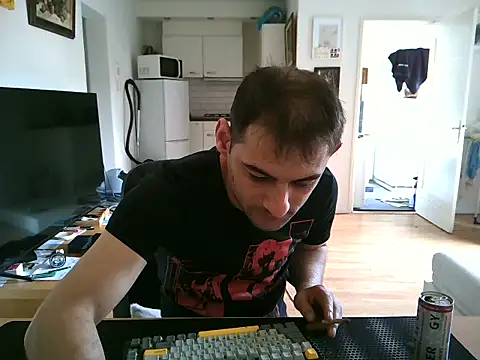 mihaimichael online show from July 7, 2026, 10:41 am