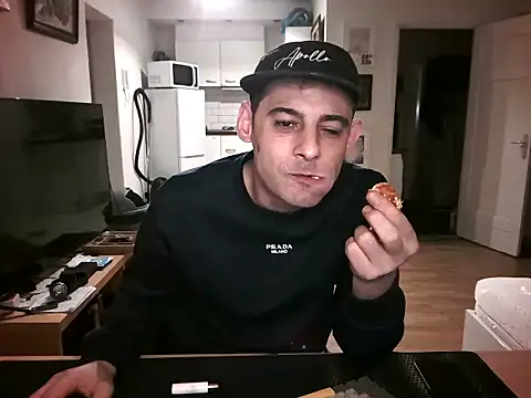 mihaimichael online show from July 8, 2026, 10:58 pm